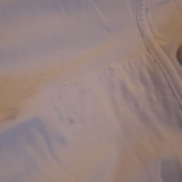 White Fila capris - Picture 10 of 13